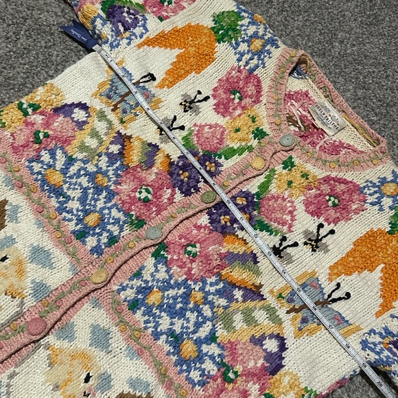 Susan Bristol Floral and Bunny Sweater size S Vintage 1994 - Picture 8 of 13